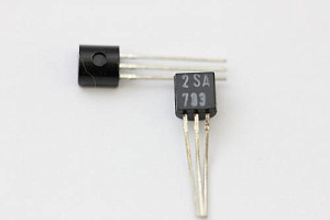 2SA733